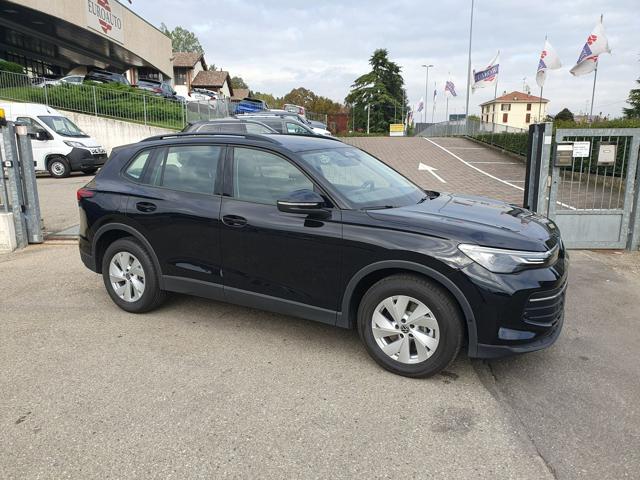VOLKSWAGEN Tiguan usata, con Autoradio