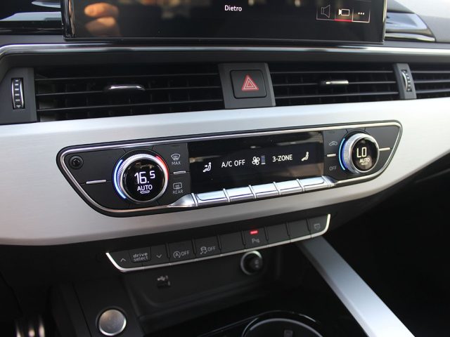AUDI A4 usata, con Specchietti laterali elettrici