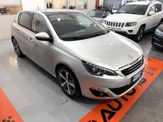 PEUGEOT 308 usata, con Airbag laterali