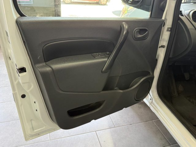 RENAULT Kangoo usata, con Immobilizzatore elettronico
