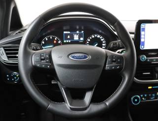 FORD Fiesta usata, con Fari LED