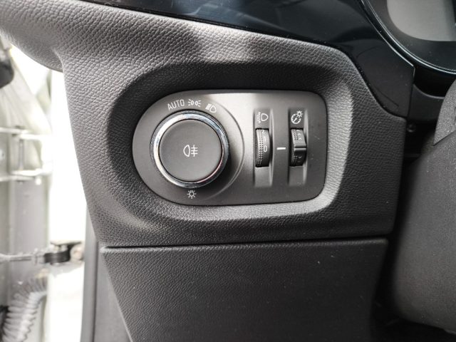 OPEL Corsa usata 11
