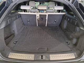 LAND ROVER Range Rover Velar usata, con Servosterzo