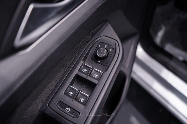 VOLKSWAGEN Golf usata, con Climatizzatore