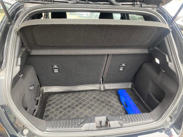 FORD Fiesta usata, con Servosterzo