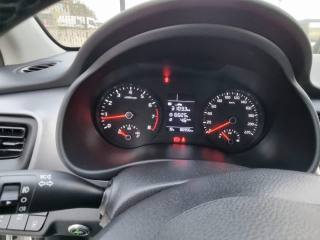 KIA Stonic usata, con Autoradio digitale