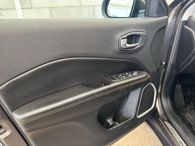 JEEP Compass usata, con Park Distance Control