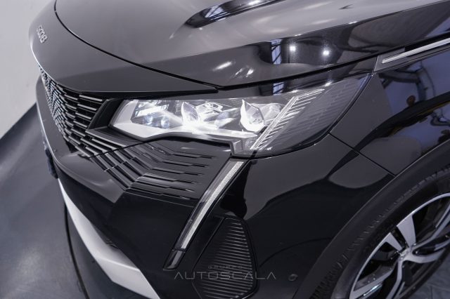 PEUGEOT 5008 usata, con Head-up display