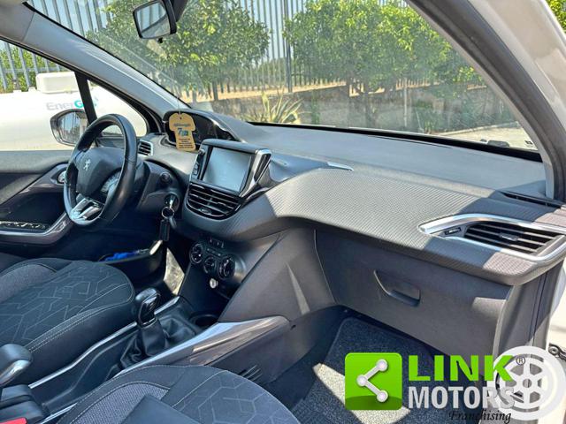 PEUGEOT 2008 usata, con Volante in pelle
