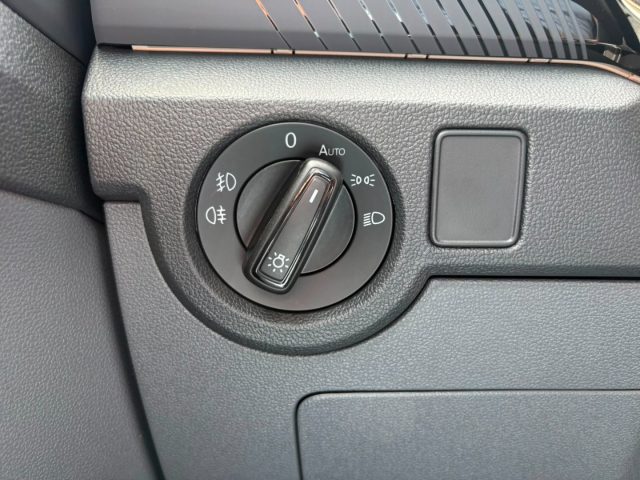 VOLKSWAGEN T-Cross usata, con ESP