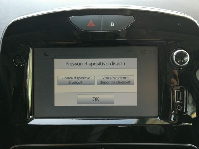 RENAULT Clio usata, con Touch screen