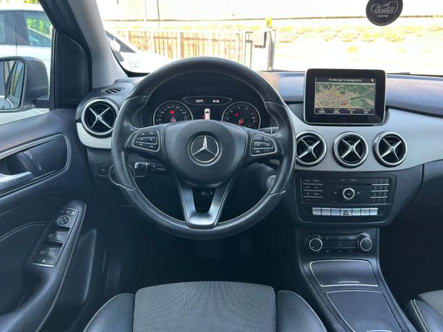 MERCEDES-BENZ B 200 usata, con Chiusura centralizzata