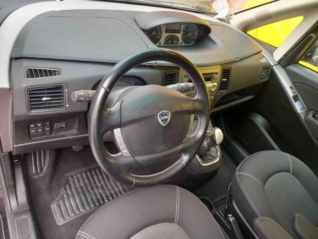LANCIA MUSA usata, con Servosterzo