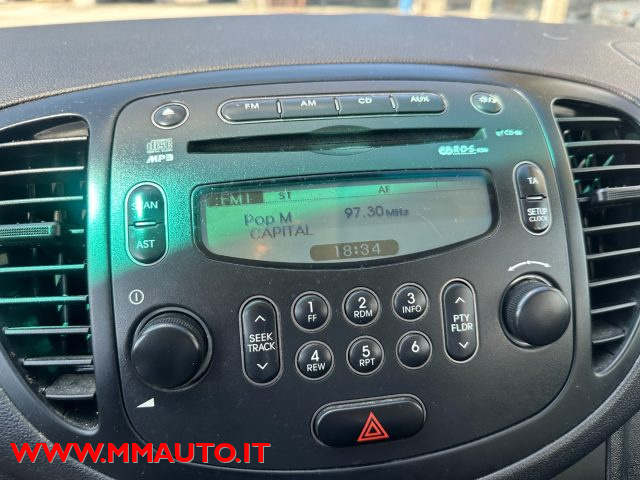 HYUNDAI i10 usata, con USB