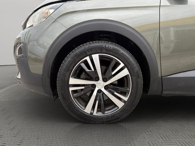 PEUGEOT 3008 usata, con Sensore di luce