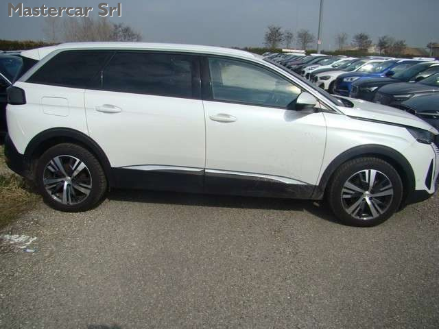 PEUGEOT 5008 usata, con Chiusura centralizzata