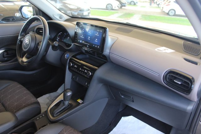 TOYOTA Yaris Cross usata, con Controllo elettronico della corsia