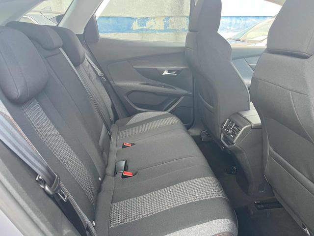 PEUGEOT 3008 usata, con Autoradio