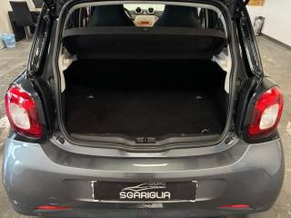 SMART ForFour usata, con Park Distance Control