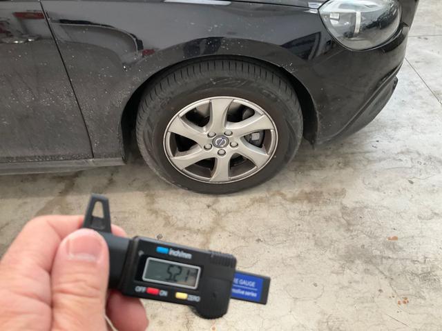 VOLVO V40 Cross Country usata, con Airbag laterali
