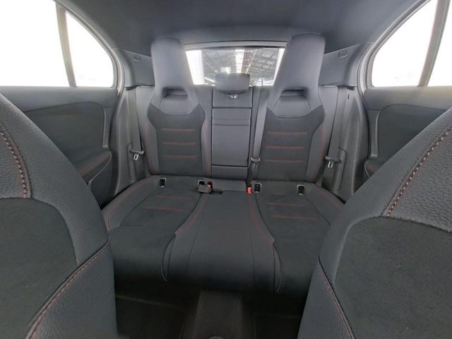 MERCEDES-BENZ A 180 usata, con Controllo automatico clima