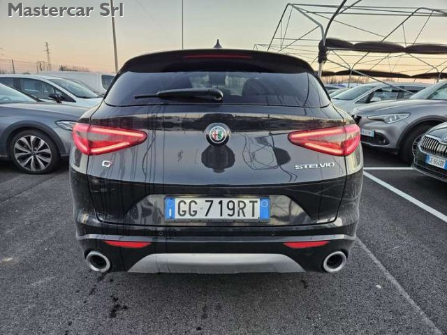 ALFA ROMEO Stelvio usata, con Sedili riscaldati