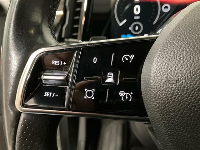 RENAULT Megane usata, con Volante multifunzione