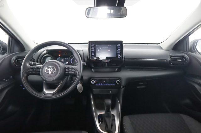 TOYOTA Yaris usata 4