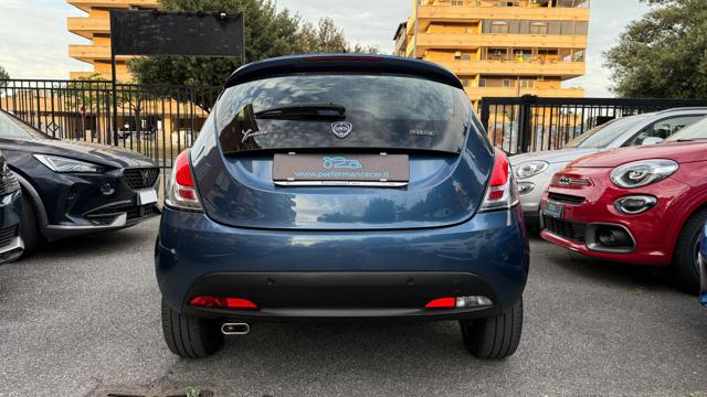 LANCIA Ypsilon usata, con Autoradio
