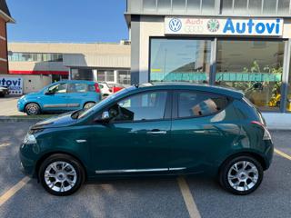 LANCIA Ypsilon usata, con Autoradio