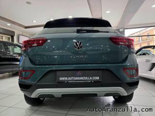 VOLKSWAGEN T-Roc usata, con Volante multifunzione