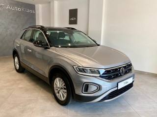 VOLKSWAGEN T-Roc usata, con Autoradio