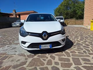 RENAULT Clio usata, con USB