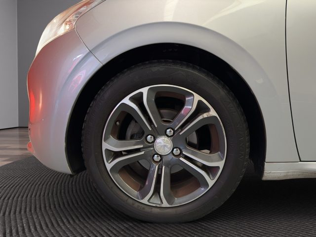 PEUGEOT 208 usata, con Servosterzo