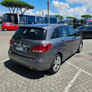 MERCEDES-BENZ B 180 usata, con Airbag laterali