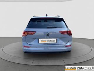 VOLKSWAGEN Golf Variant usata, con Autoradio
