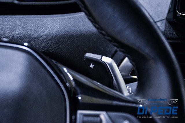 PEUGEOT 3008 usata, con Touch screen