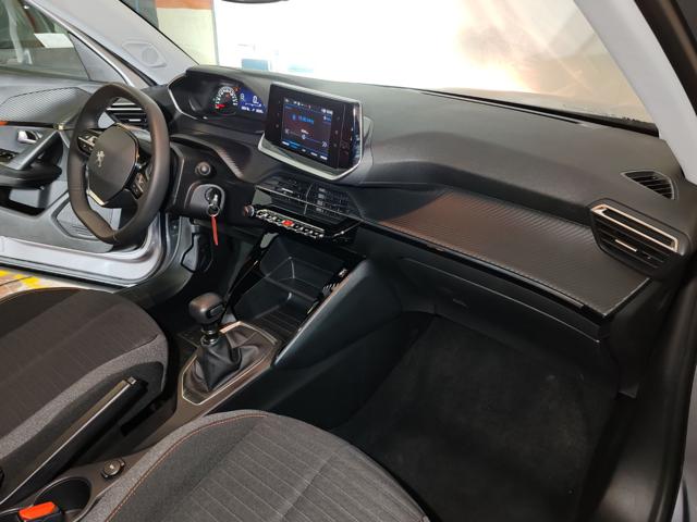 PEUGEOT 2008 usata, con USB