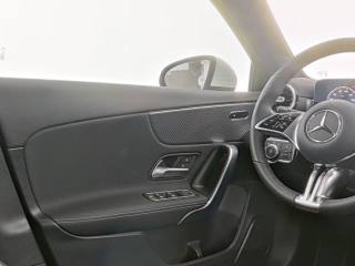 MERCEDES-BENZ A 180 usata, con Controllo automatico clima