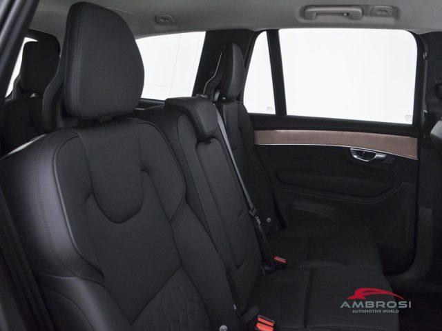 VOLVO XC90 usata 12