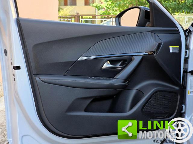 PEUGEOT 2008 usata, con Fari LED