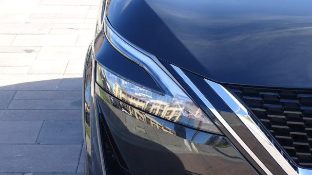 NISSAN Qashqai usata, con Leve al volante