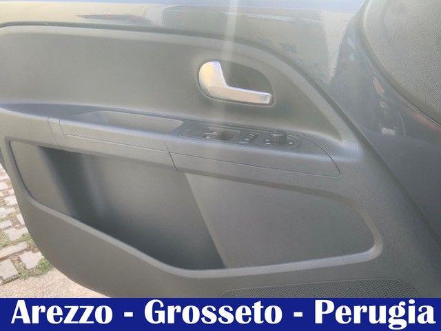 VOLKSWAGEN up! usata, con Sedile posteriore sdoppiato