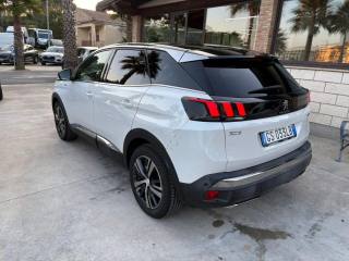 PEUGEOT 3008 usata, con Autoradio