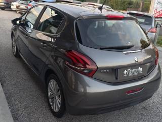 PEUGEOT 208 usata, con Alzacristalli elettrici