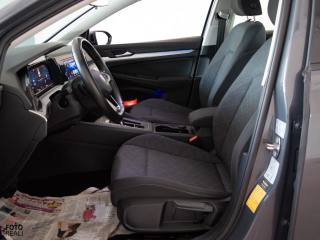 VOLKSWAGEN Golf usata, con Sensori di parcheggio anteriori