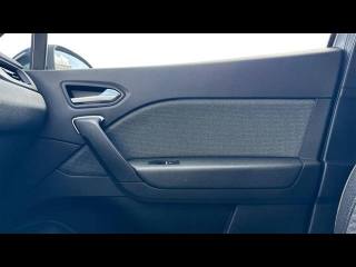 RENAULT Captur usata, con Bracciolo