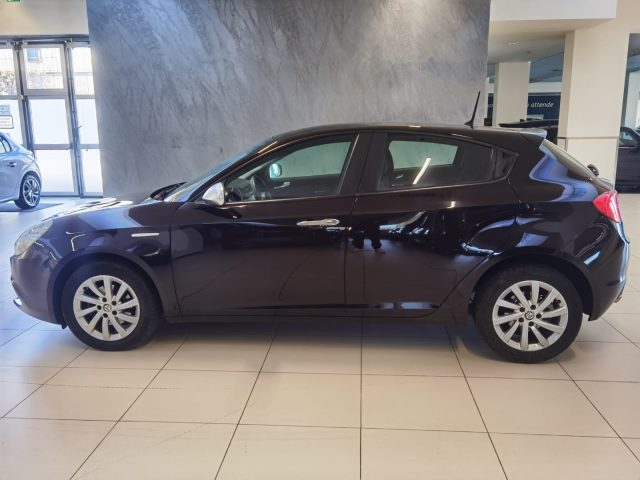 ALFA ROMEO Giulietta usata, con Autoradio