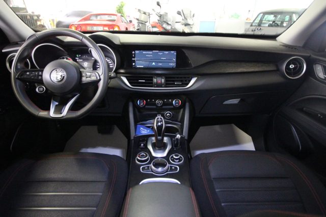ALFA ROMEO Stelvio usata, con Controllo automatico clima