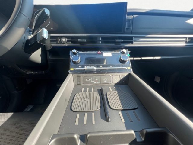 HYUNDAI Santa Fe usata, con Climatizzatore